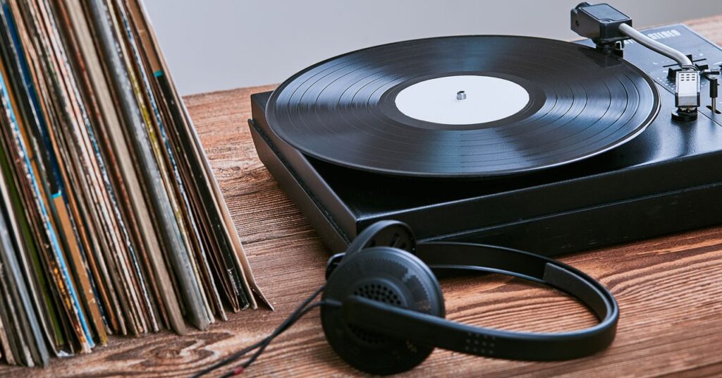 Record-player-turntable-vinyl-headphones-GettyImages-2163788608-EyeEm-Mobile-GmbH-cropped.jpg