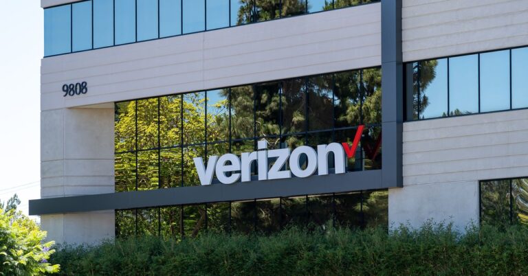 Verizon20building-GettyImages-1442836779-JHVEPhoto-cropped.jpg