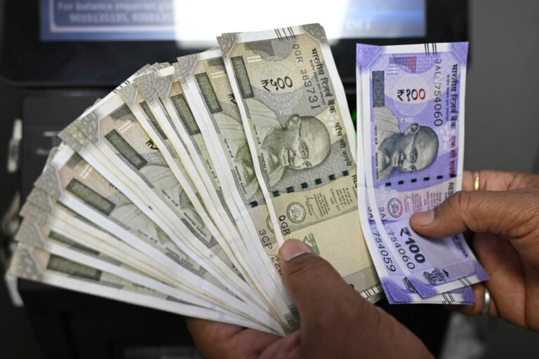 indian-rupee-notes-getty.jpg