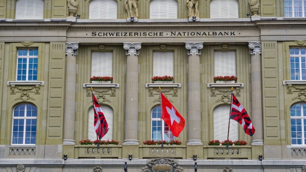 swiss-national-bank-bitcoin-reserve.jpg