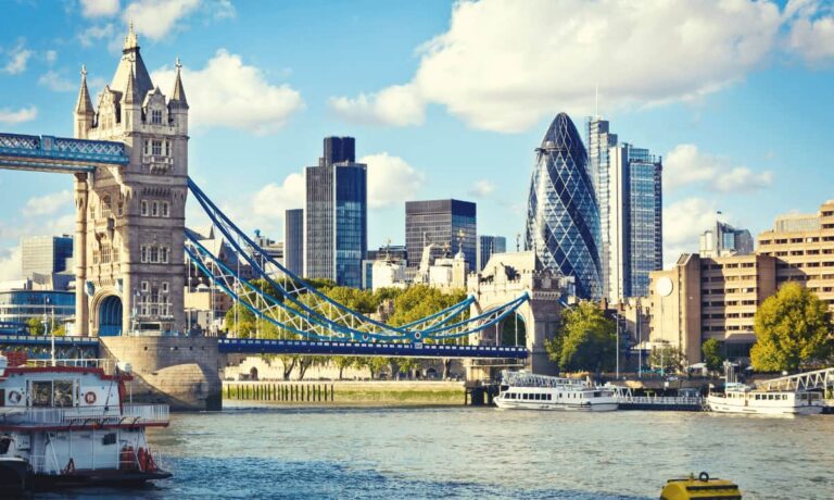 London-UK-min.jpg