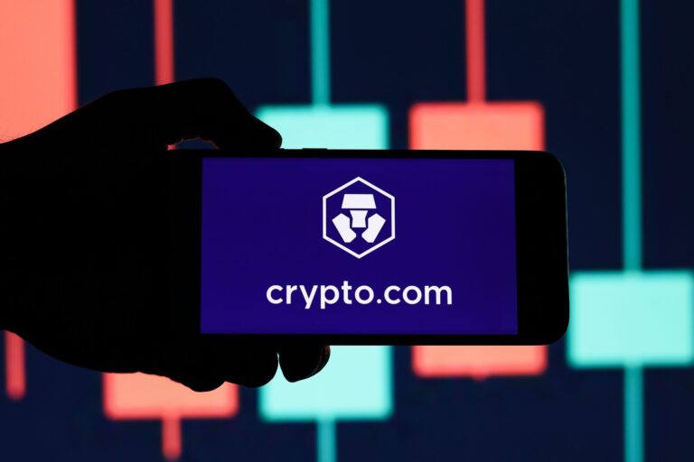crypto-com-secures-mifid-license-to-expand-services-across-europe-scaled.jpg