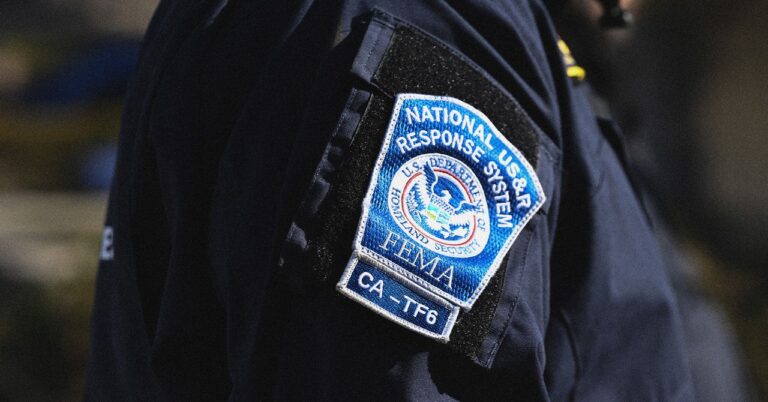 fema-doortodoor-sci-2193274534.jpg