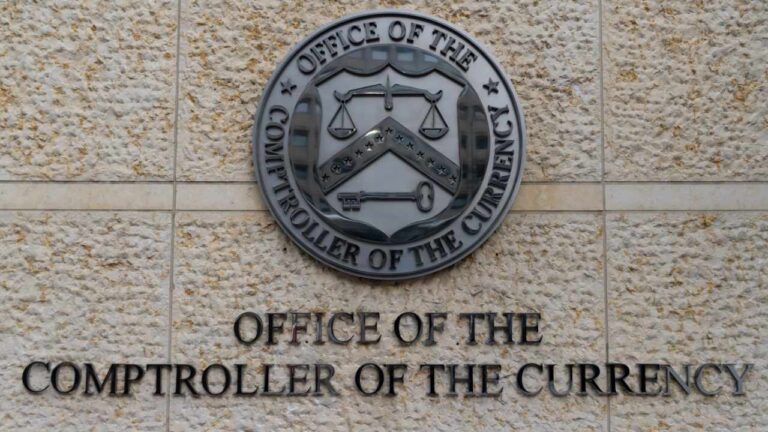 occ-green-lights-banks-crypto.jpg