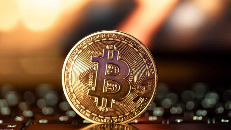 arthur-hayes-bitcoin-price-prediction-90k-and-1m.jpg