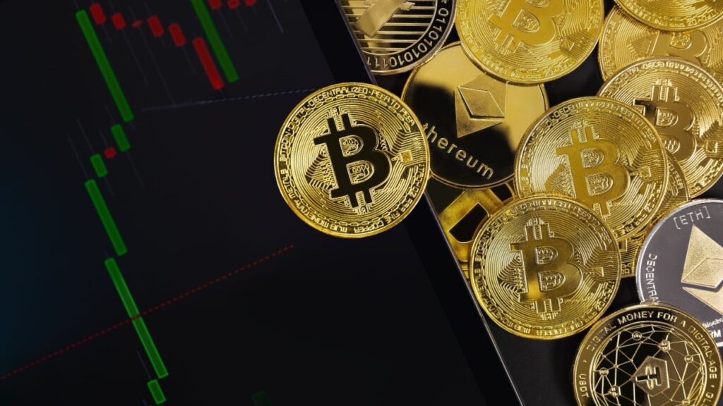 bitcoin-etfs-bounce-back-as-ether-etfs-keep-winning-with-231-million-inflow.jpg
