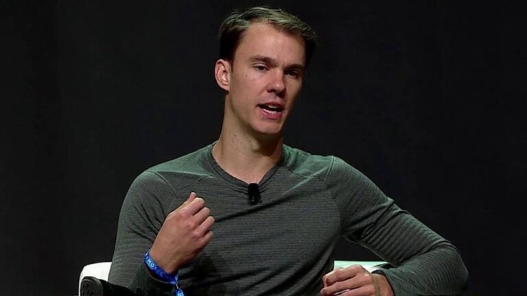 coinbase-co-founder-fred-ehrsam-raises-100m-for-brain-interface-startup.jpg