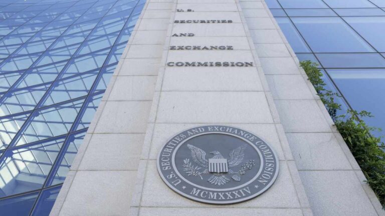 sec-approves-grayscale-large-cap-fund-for-listing-on-nyse-arca.jpg