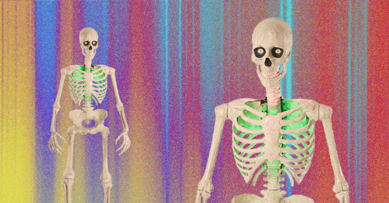 High-Tech20Skelly20Is20Here20for20Halloween.png