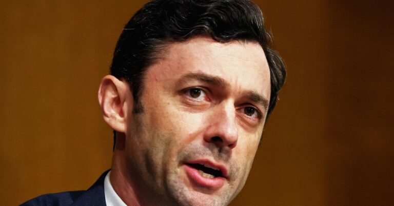 Security-Senate-Probe-Uncovers-Abuse-in-ICE-Custody-2224347916.jpg