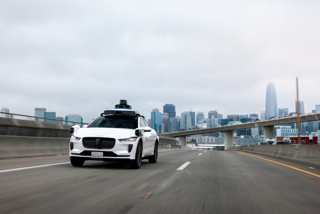 SF_WAYMO-FREEWAY_FRONT.jpg