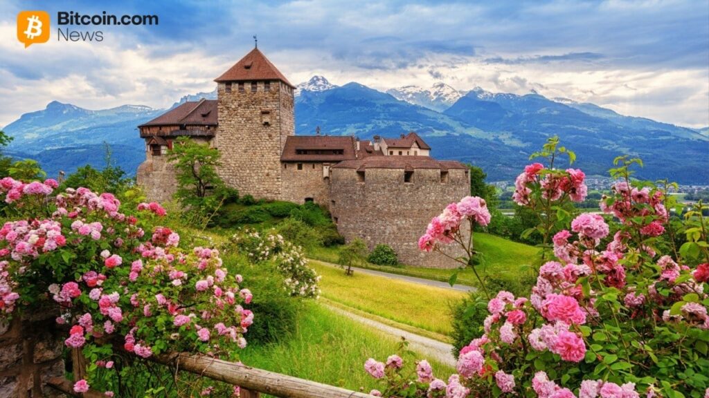 vaduz-castle-liechtenstein-in-the-alps-mountains-europe.jpg