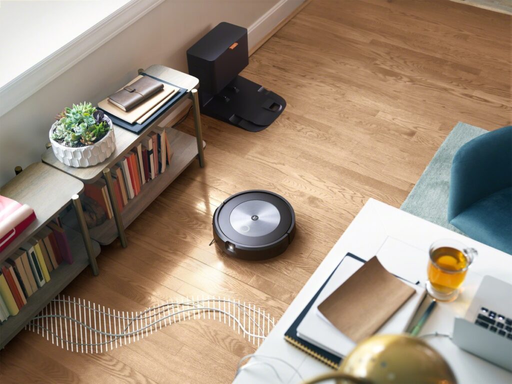 Roomba-j7_Object-Detection_Cords.jpg