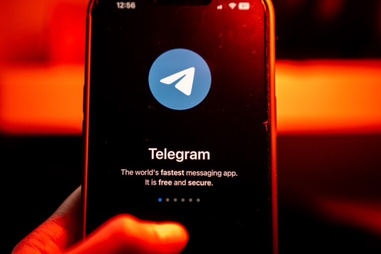 telegram-app-cellphone.jpg