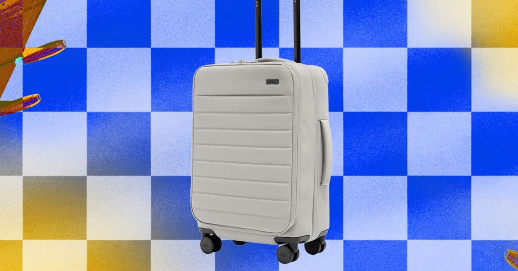 AFK20Best20Carry-On20Luggage20top20art2005202620SOURCE20Amazon.jpg