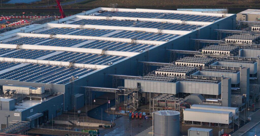 Data-Centers-Seek-Tax-Breaks-Science-2249559336.jpg