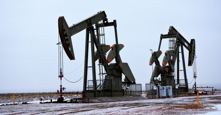 Old-Oil-Gas-Wells-Could-Find-Second-Life-Science-1088012650.jpg