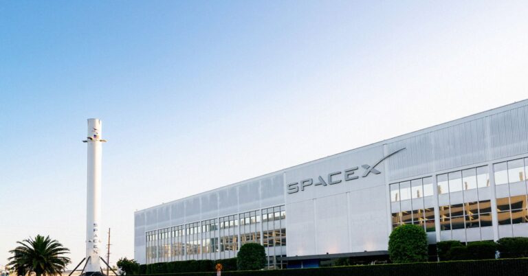 Wall-Street-Finally-Gets-Look-Inside-SpaceX-Crazy-Finances-Business-1227902590.jpg