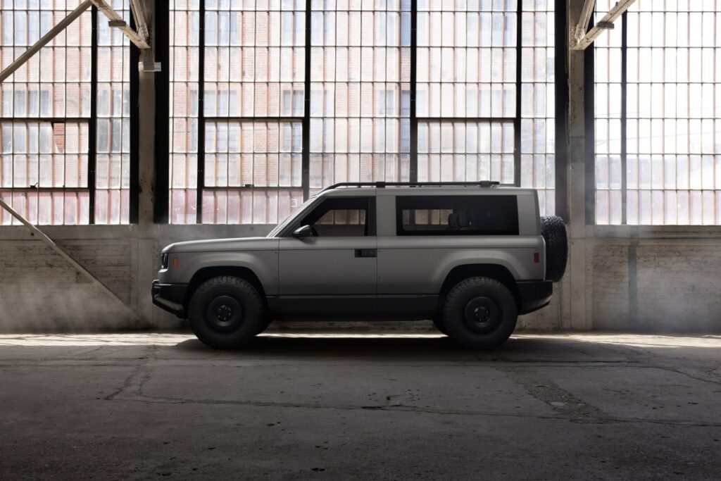 slate-auto-suv.jpg