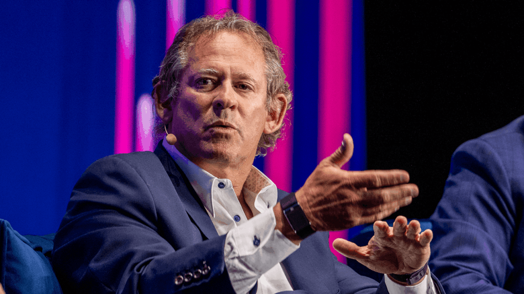 blackrocks-rick-rieder-says-bitcoin-is-going-considerably-higher-despite-this-years-drop_nwmk.png