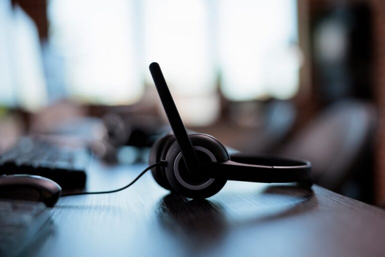 call-center-equipment-to-chat-with-clients-on-tele-2026-03-19-00-46-52-utc-1024x683.jpg