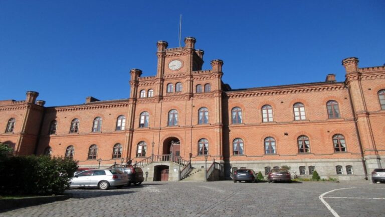 finland-convicts-a-streamer-of-a-gambling-crime-for-casino-promos.jpg