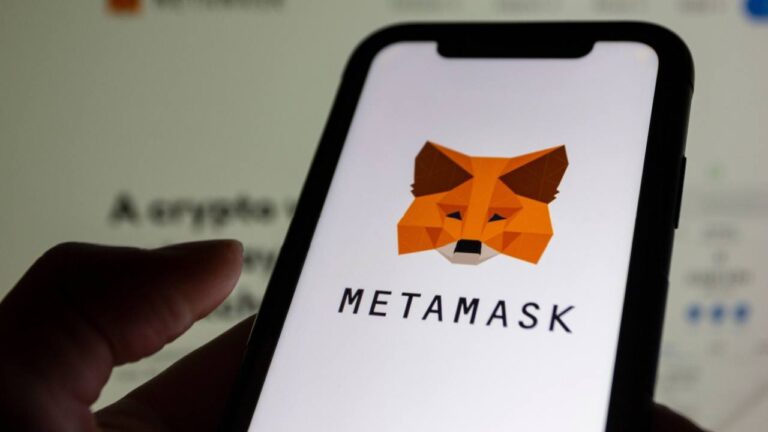 metamaskcard_nwmk.jpg