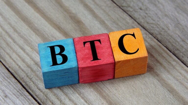 yield-basis-deposits-jump-120-in-2-weeks-as-investors-seek-btc-yield-without-selling.jpg