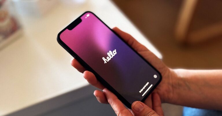 Should-You-Lease-Your-iPhone-Gear-2207365296.jpg