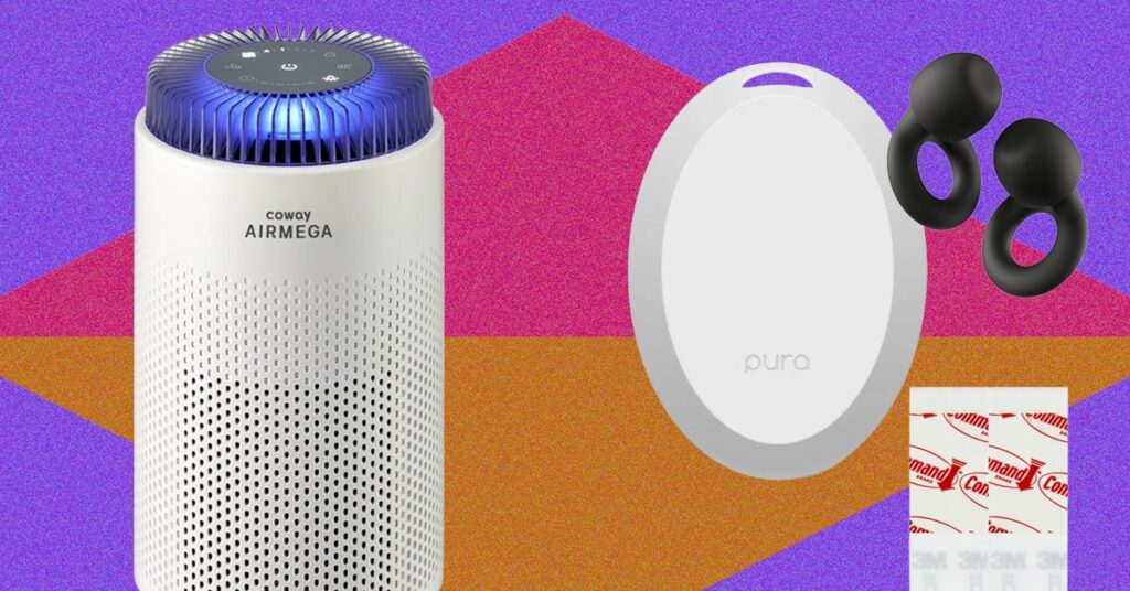 The-Best-Dorm-Room-Essentials-for-Heading-Back-to-College.jpg