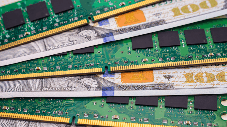 a-gamer-boosted-his-ram-with-diy-copper-pipe-heatsinks-in-45-minutes.png