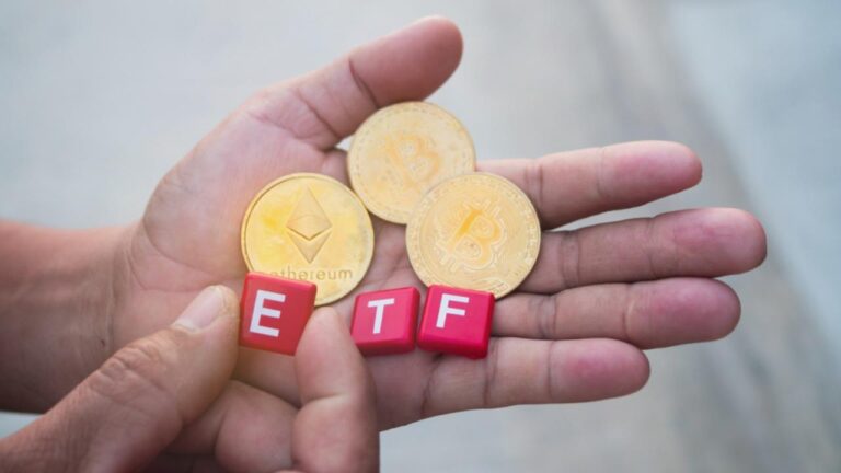 bitcoin-and-ether-etfs-attract-286-million-as-blackrock-funds-spark-broad-recovery.jpg