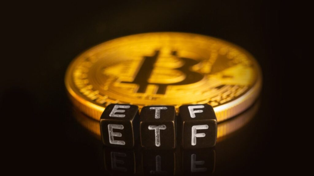 bitcoin-etfs-lose-425m-as-fidelity-and-blackrock-drive-fresh-wave-of-outflows.jpg