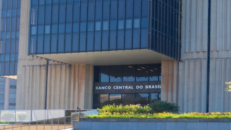 centralbankofbrazilfacade.jpg
