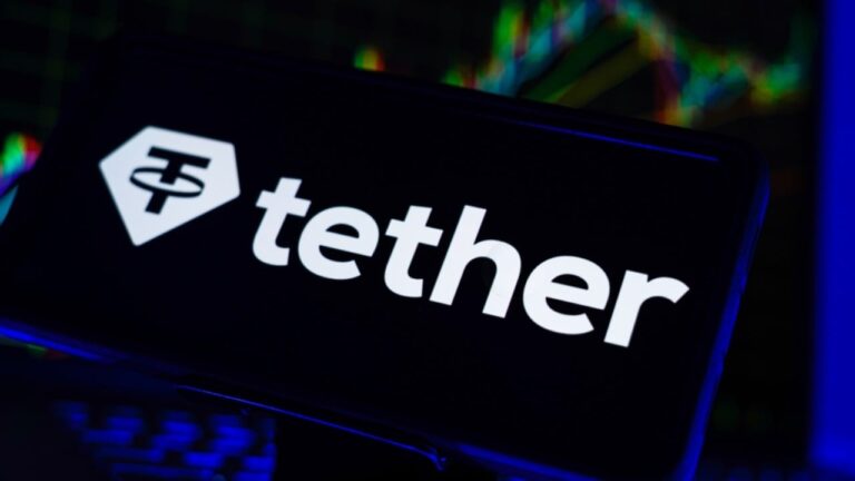tether-sheds-5-5-billion-in-usdt-supply-as-stablecoin-turnover-hits-a-record-pace.jpg