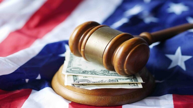 the-digital-chamber-sues-the-state-of-illinois-over-first-ever-0-2-crypto-tax2_nwmk.jpg
