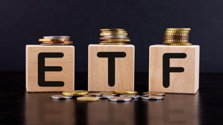 fidelity-ark-lead-131m-bitcoin-outflow-as-ether-xrp-etfs-gain.jpg
