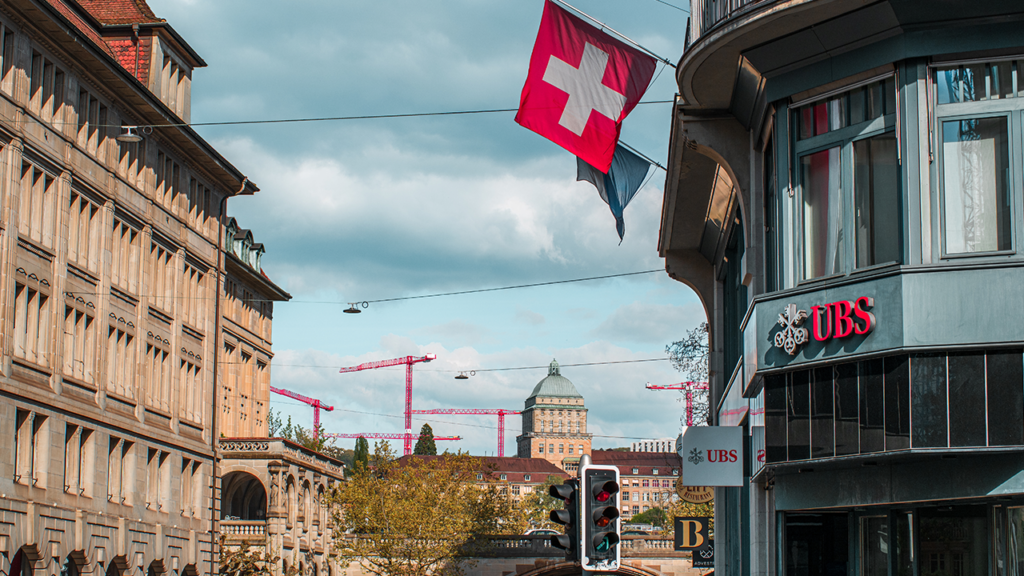 how-switzerlands-sro-model-built-a-crypto-framework-worth-watchi.png