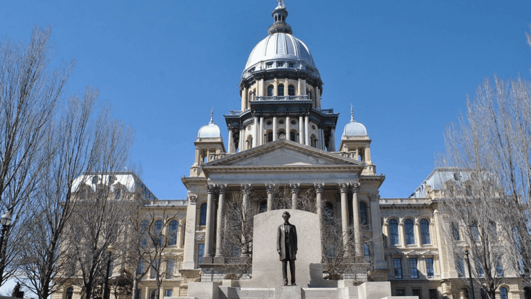illinois-0-2-crypto-tax-sparks-a-full-blown-courtroom-war.png
