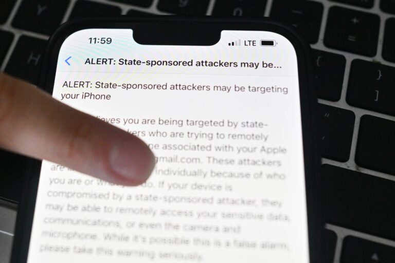 iphone-spyware-alert-2024.jpg