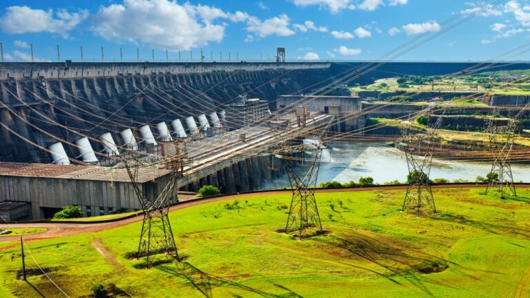 itaipu-dam.jpg
