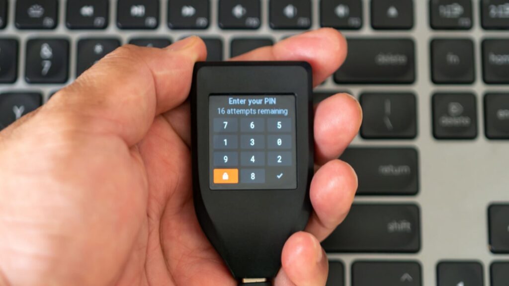 trezor.jpg