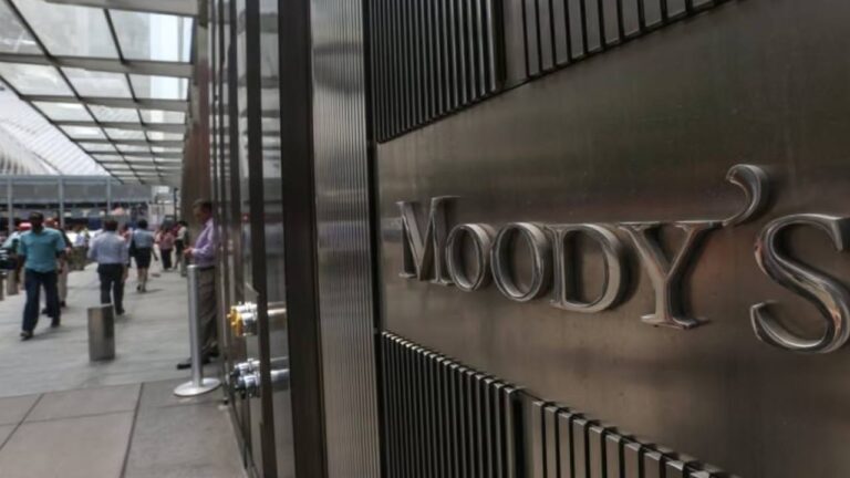 moodys-1.jpg