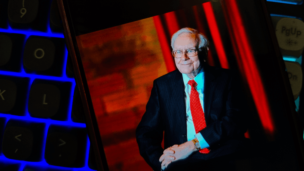 warren-buffetts-son-didnt-know-his-dad-was-a-billionaire-until-he-was-in-his-20s.png